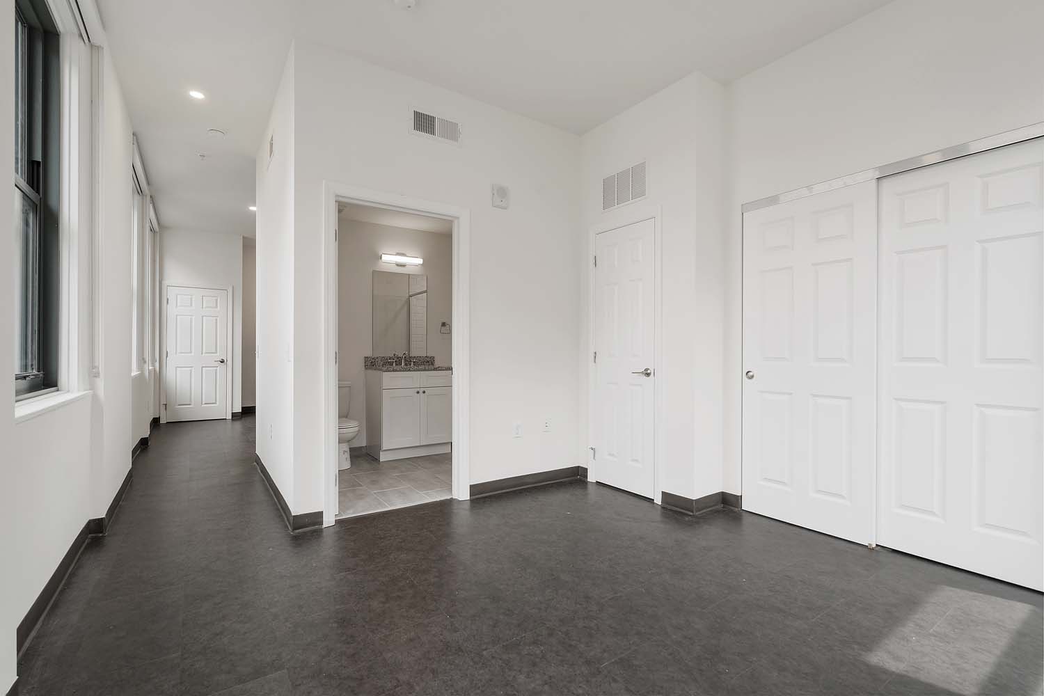 The William Apartments | Pittsburgh Affordable Apartments